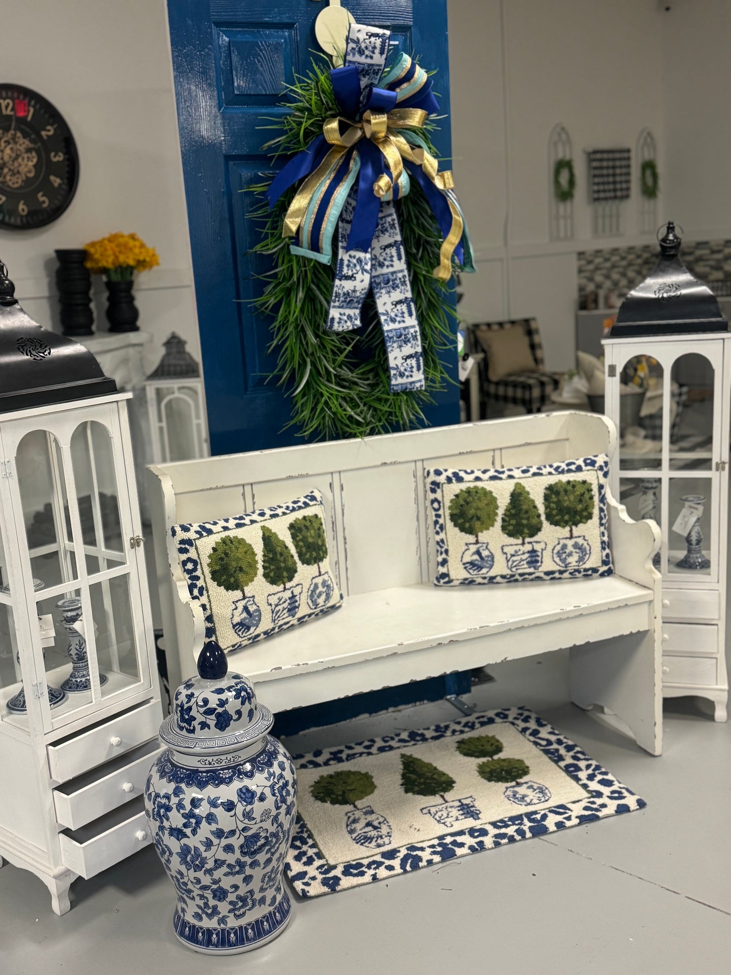 Leopard Print Topiary Hook Rug