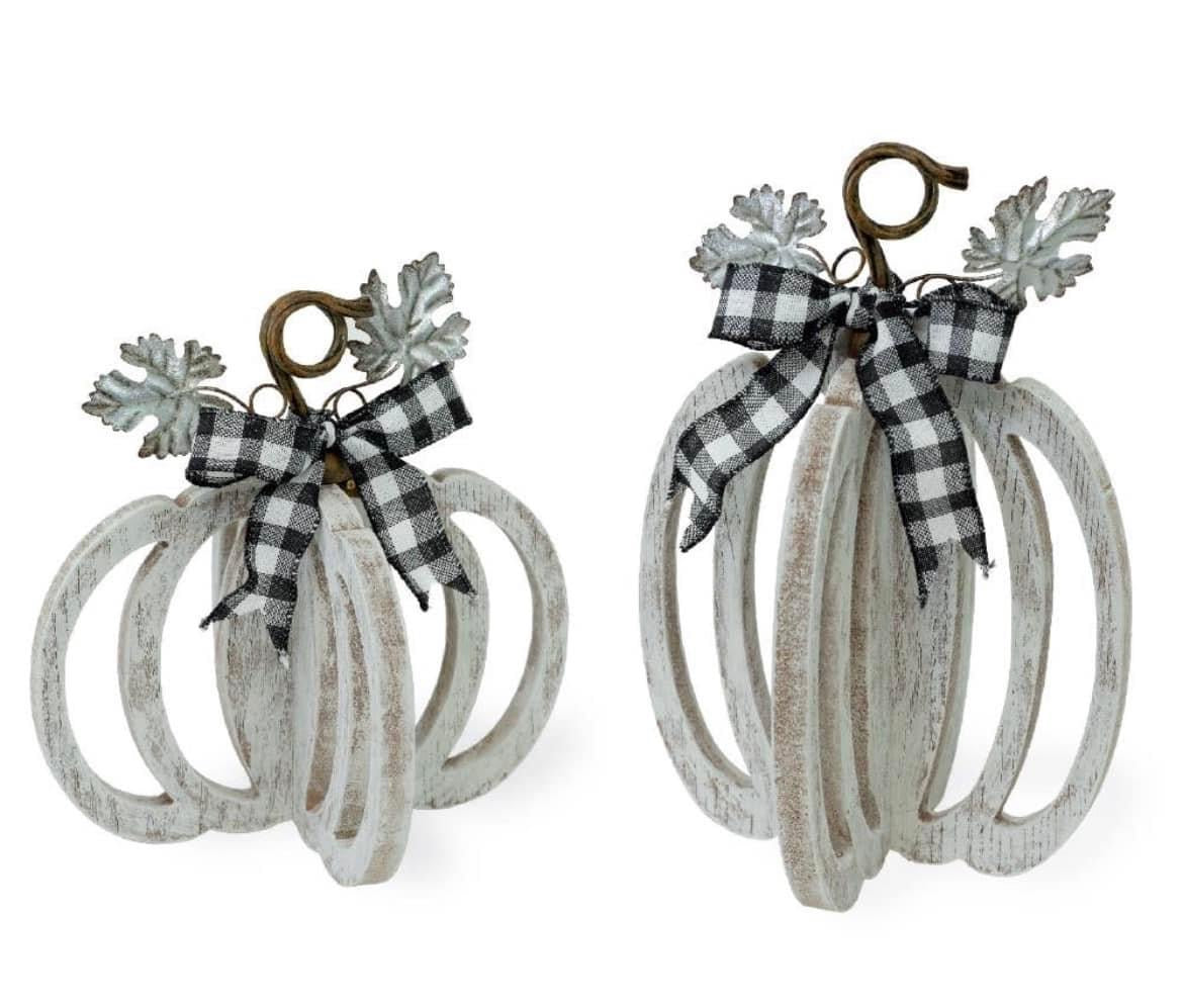 Rustic Pumpkin w/ plaid bow