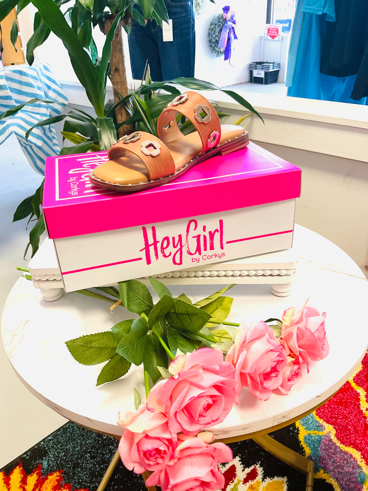 Corkys Low Tide